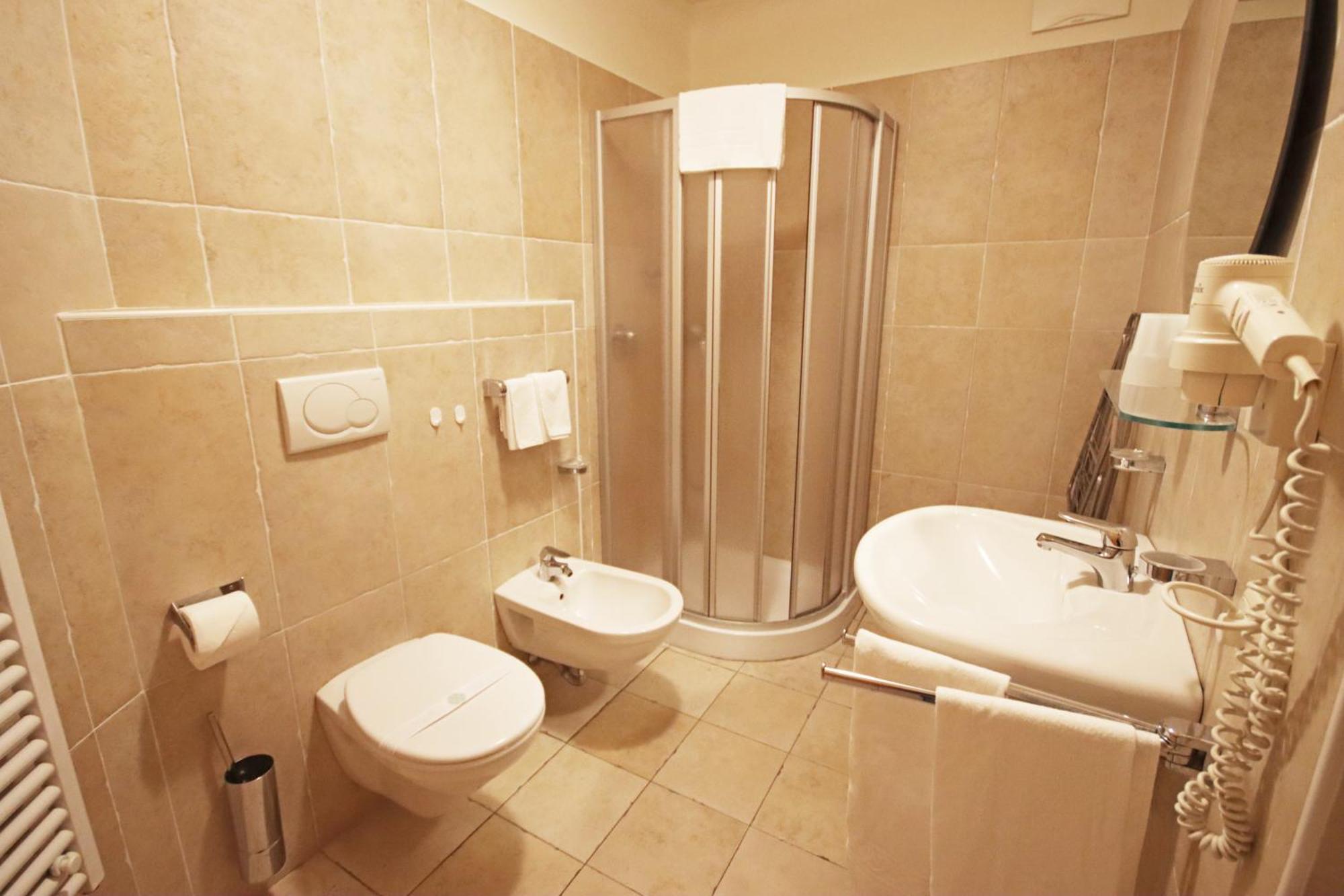 Aurturist Miramonti S Candido San Candido Habitación foto