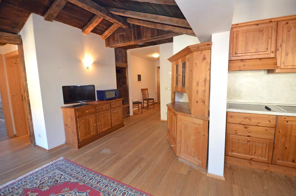Aurturist Miramonti S Candido San Candido Habitación foto